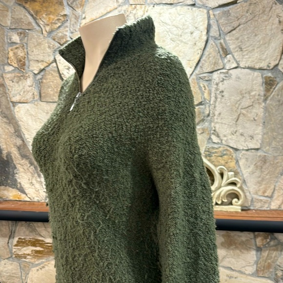 Sweater Cozy and Warm - Picture 3 of 7